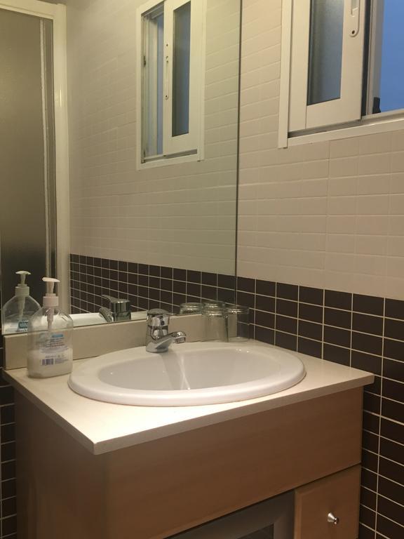 Hostal R. Lido Madrid Extérieur photo