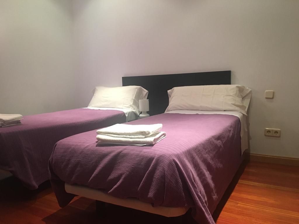 Hostal R. Lido Madrid Extérieur photo